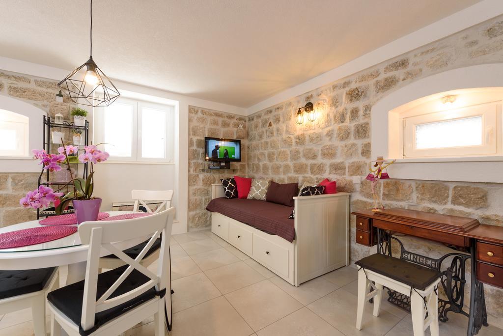 Appartement Studio Tironi 2 -Sonja à Trogir Extérieur photo
