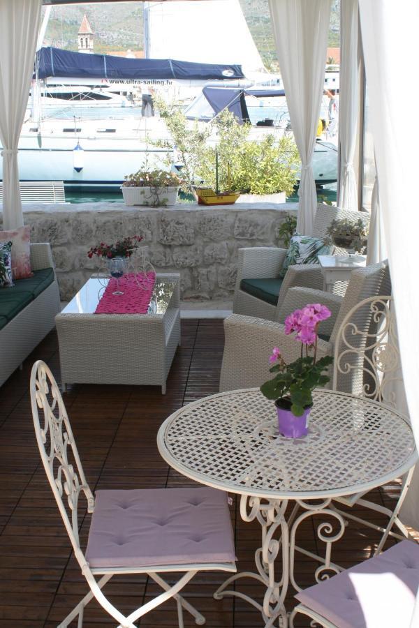 Appartement Studio Tironi 2 -Sonja à Trogir Extérieur photo